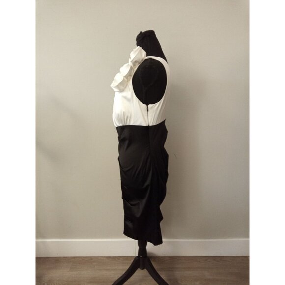 Windsor Junior's Black and White One Shoulder Dress Size 9 - Picture 2 of 5